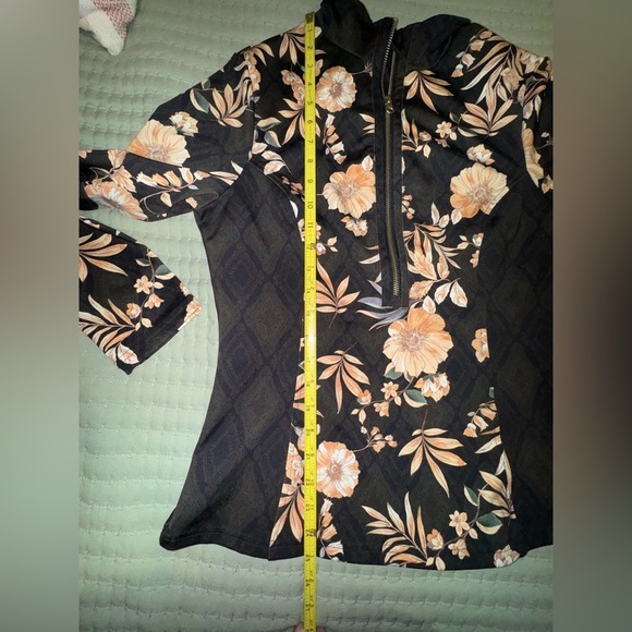 Johnny Was Active Nido Blocked Half-Zip Floral Pullover Top – Size L (EUC) - Picture 5 of 12